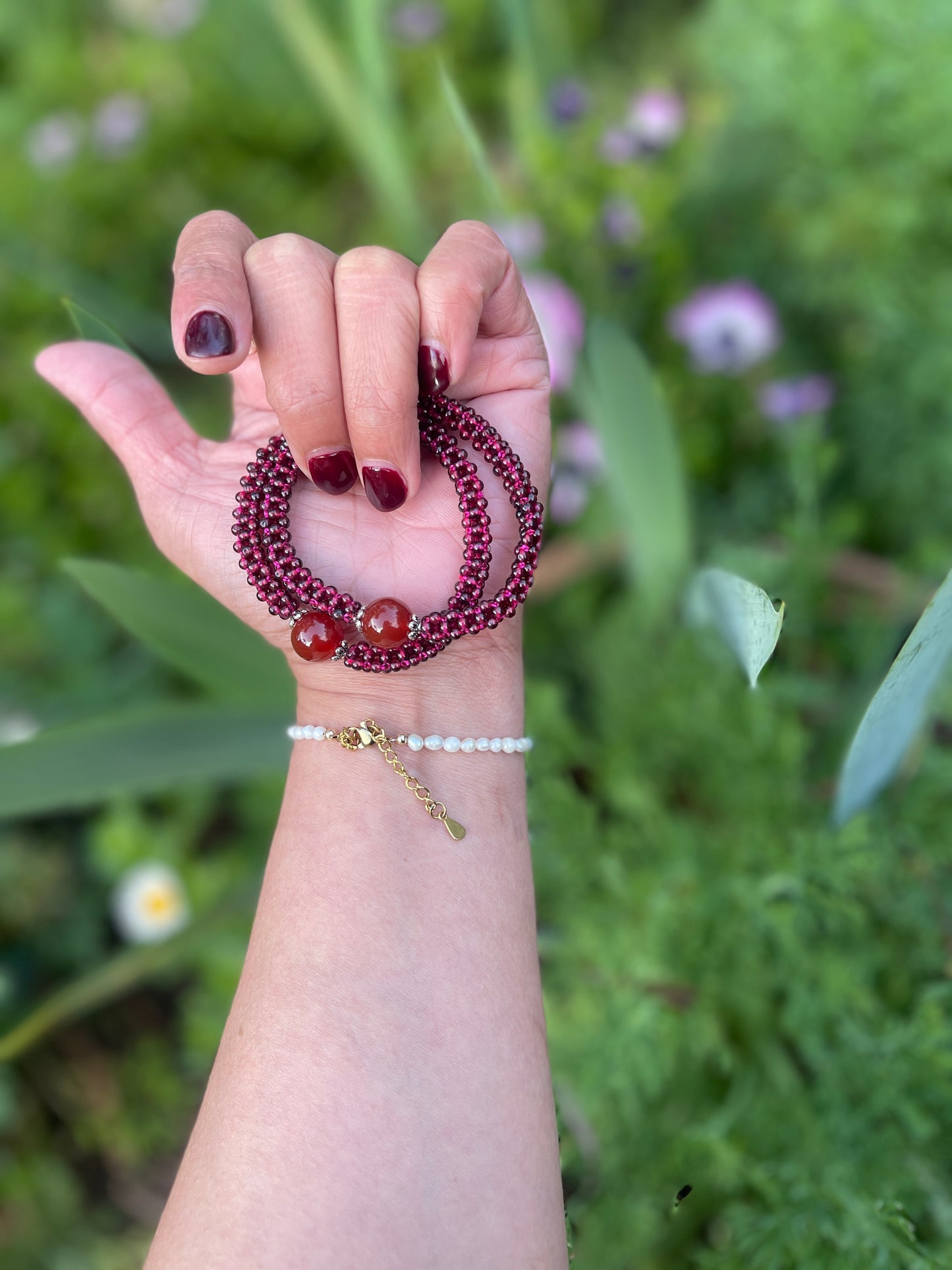 Garnet Elastic Bracelet